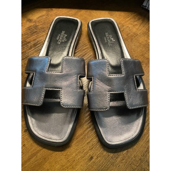Hermés Oran Leather Sandals Silver/Black sz. 4.5 US (34.5 EU) - Picture 1 of 6